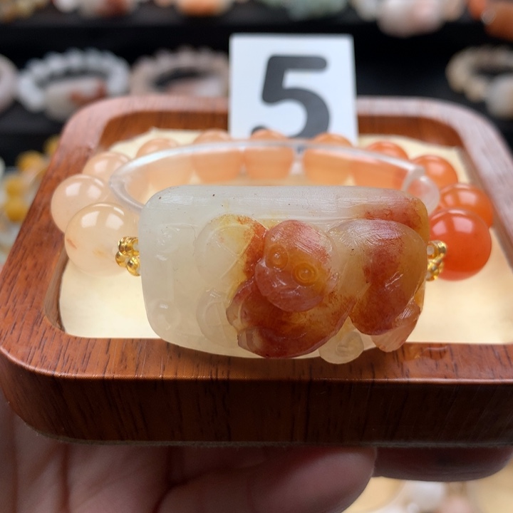 石英质玉手链未镶嵌