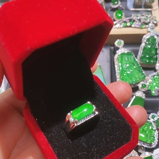 翡翠戒指未镶嵌戒指3