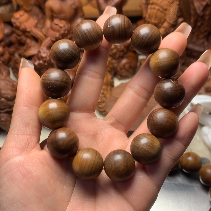 檀香木其他普****叔老山檀香手把件瑕疵