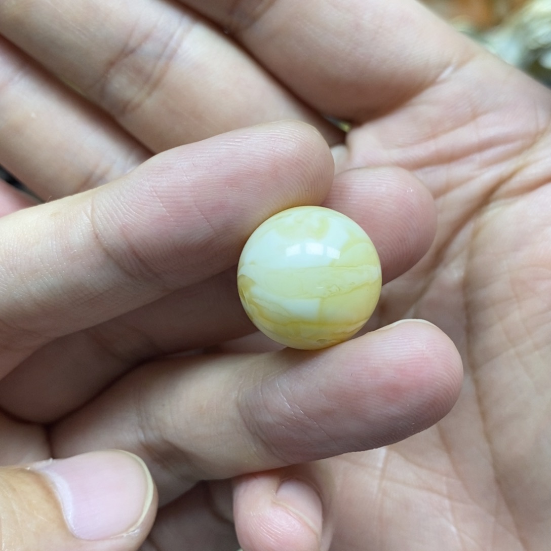 【闪购商品】琥珀手链未镶嵌?***巴17圆珠