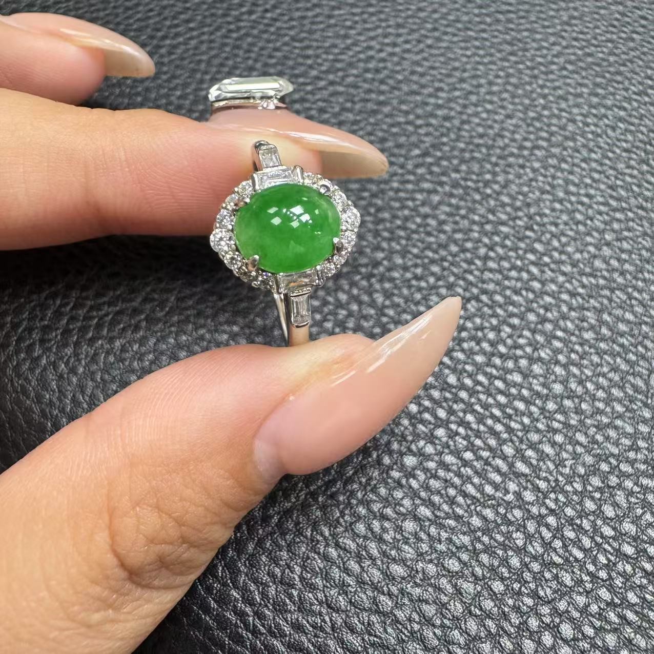 定制翡翠蛋面戒指镶嵌38