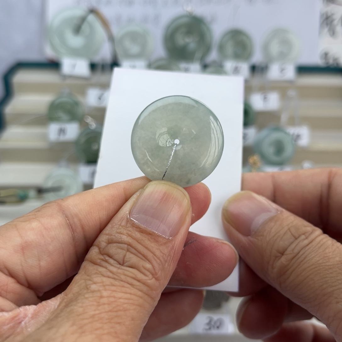 翡翠未镶嵌吊坠(不含链)天然缅甸翡翠a货平安扣28*5.8