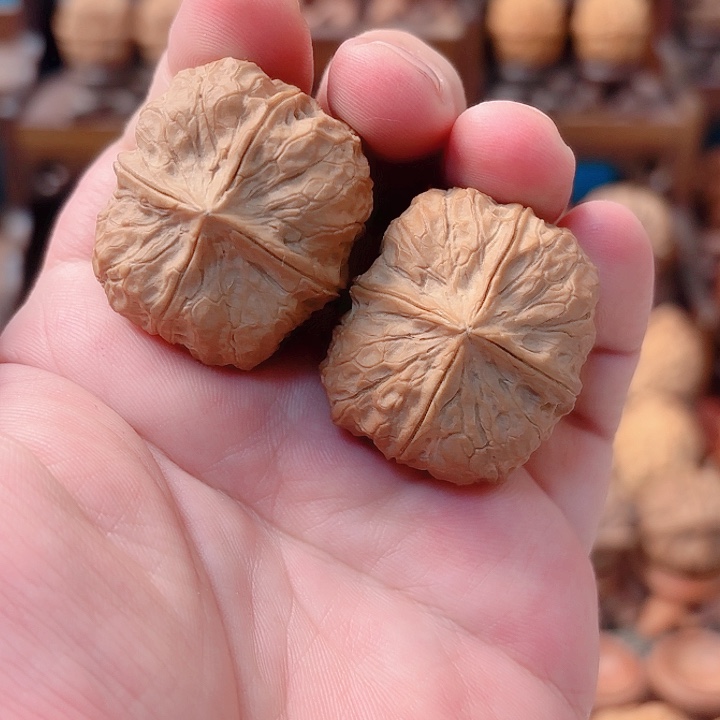 文玩核桃把件豆腐块四棱