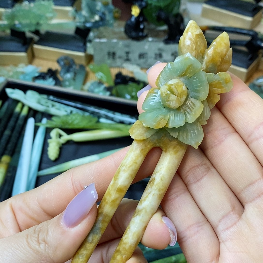 蛇纹石玉发簪未镶嵌