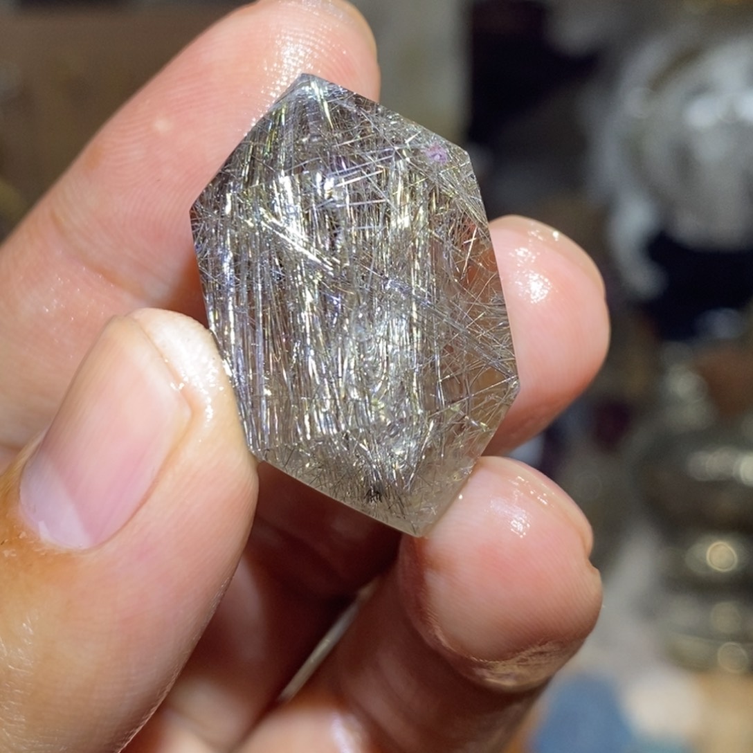 银钛金未镶嵌水晶