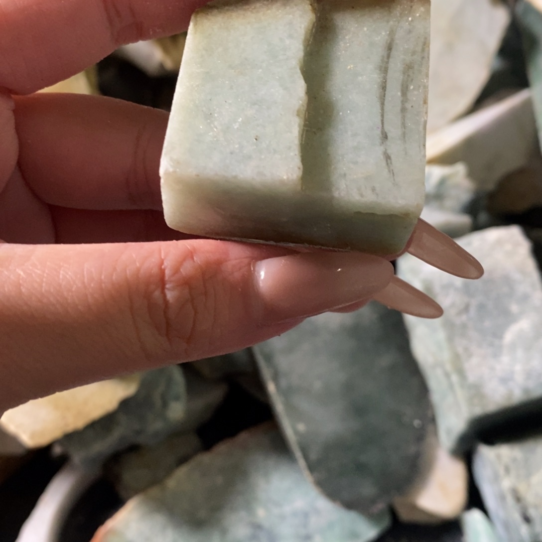 颈饰未镶嵌翡翠天然翡翠