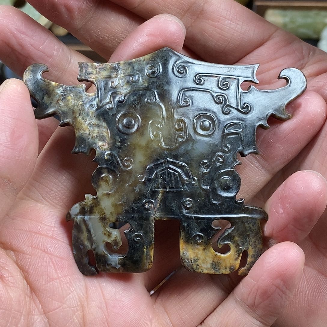 和田玉（糖玉）挂件未镶嵌莱****店