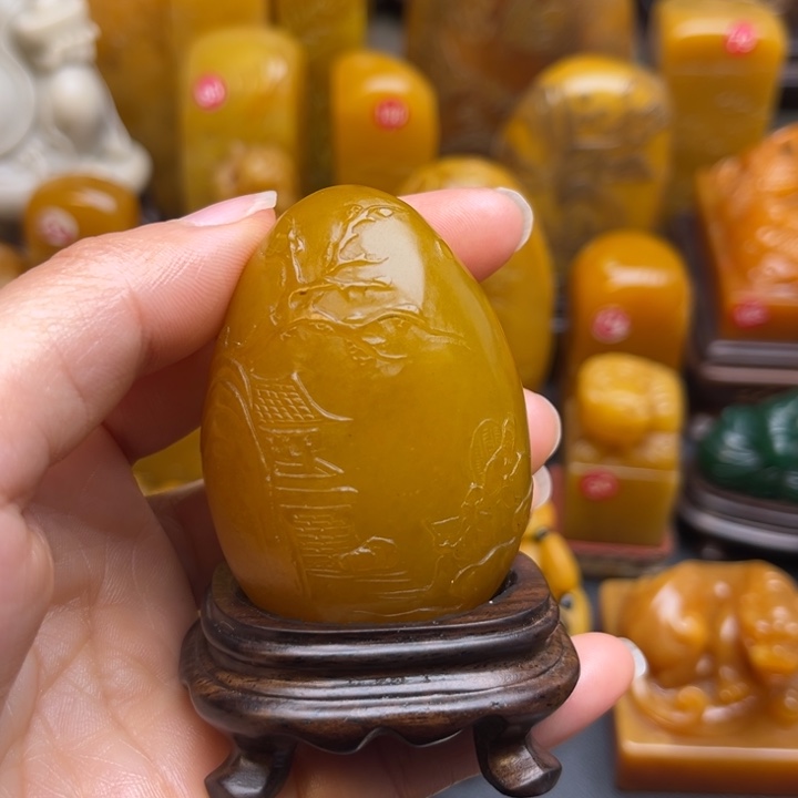 寿山石印石仁*题材：工艺品