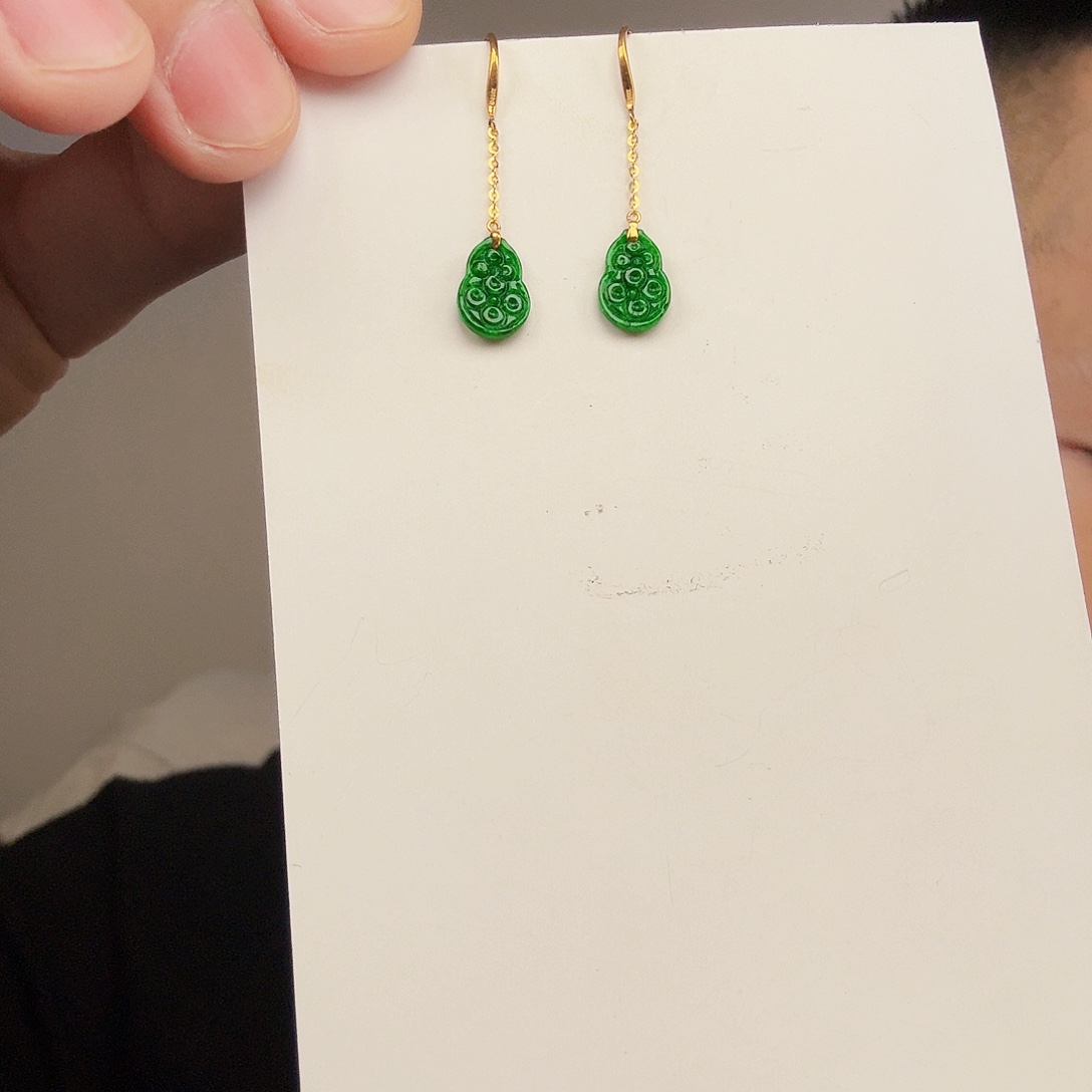 翡翠18K金镶嵌颈饰一对