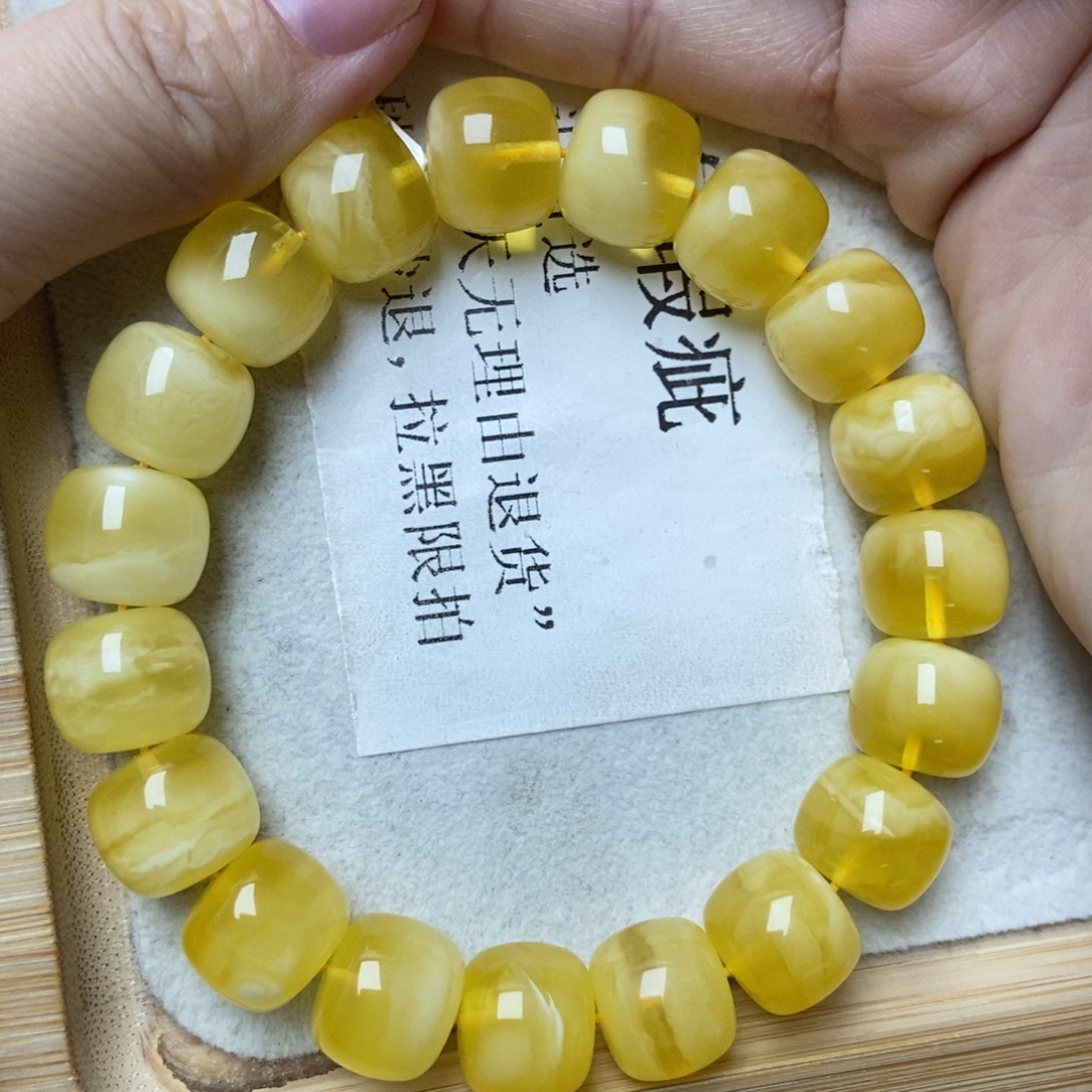 蜜蜡未镶嵌珠宝奇石13