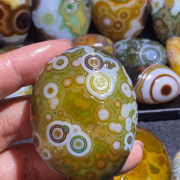 玛瑙/玉髓未镶嵌珠宝奇石94