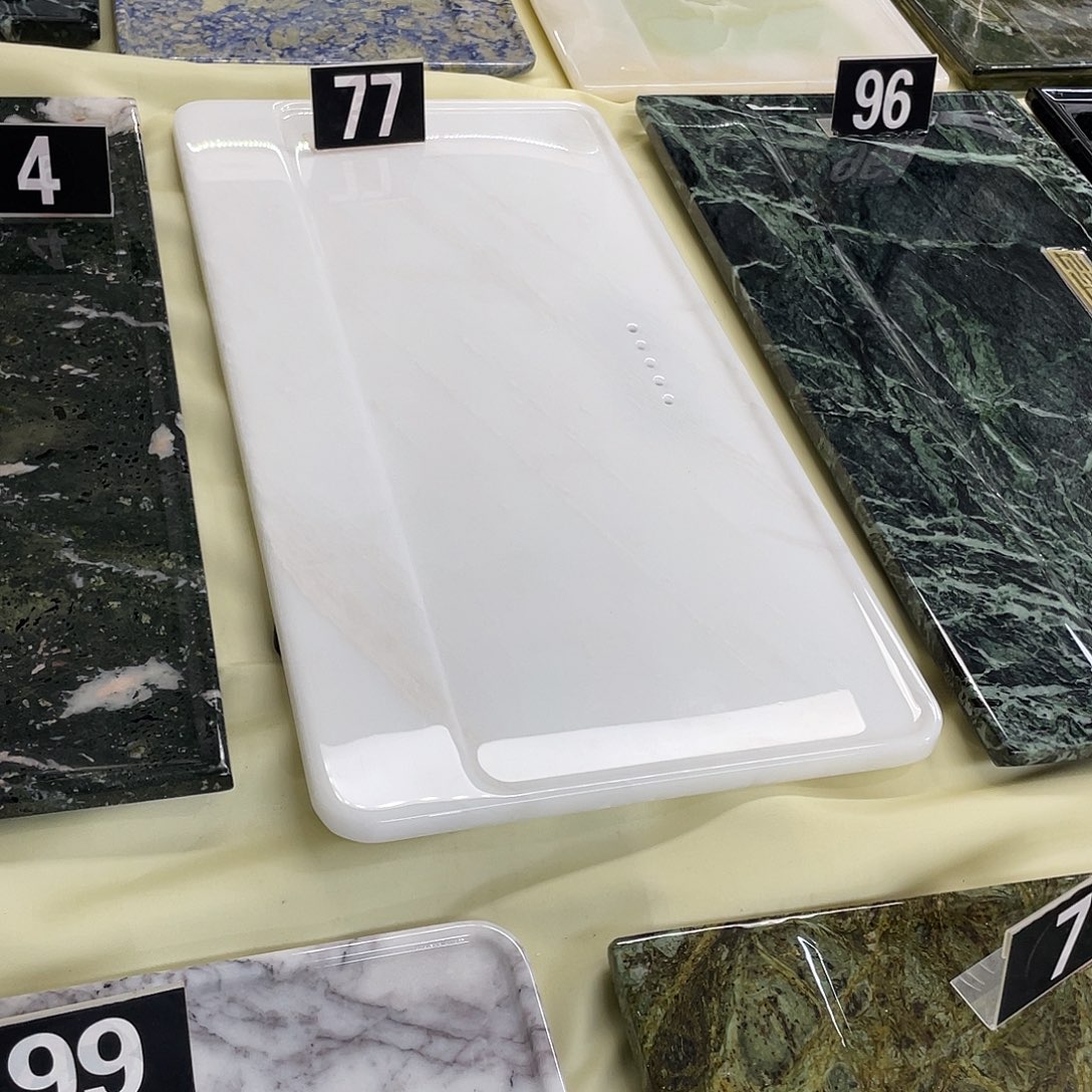 小***慧天然奢石芬迪白茶盘70*35