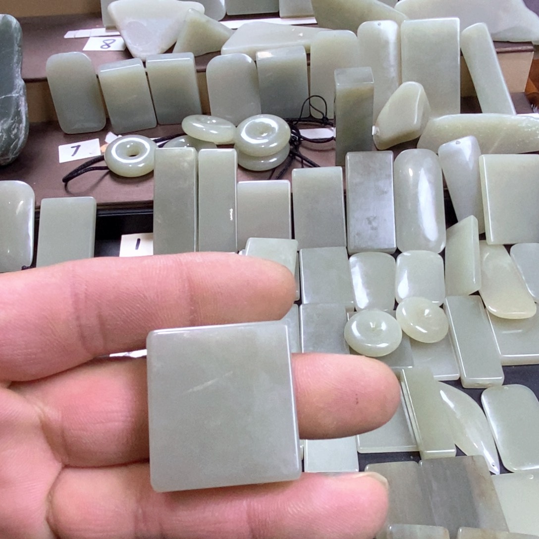 颈饰未镶嵌和田玉伊****e07