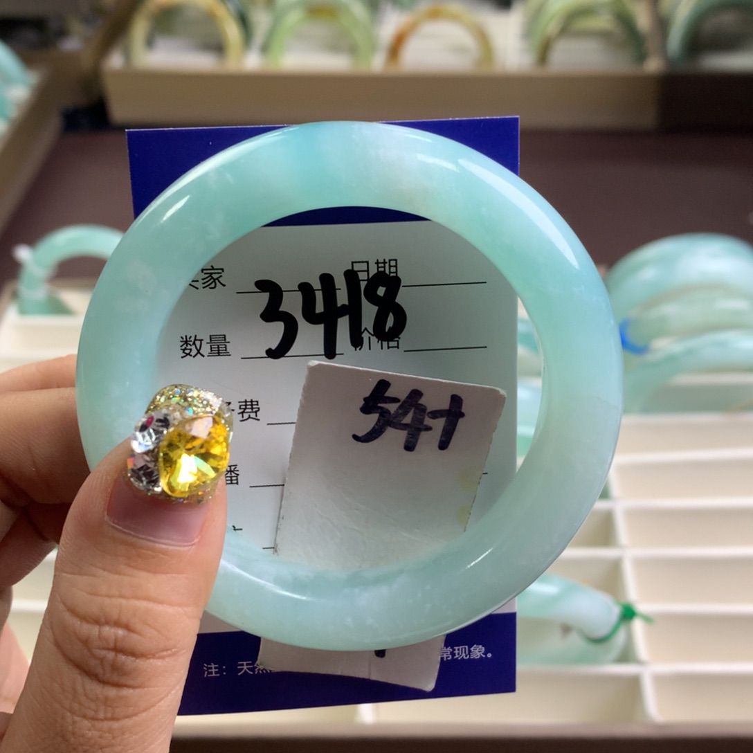 蛇纹石玉未镶嵌手镯3418