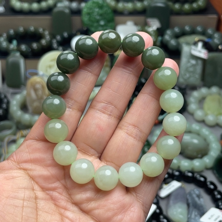 和田玉未镶嵌手链