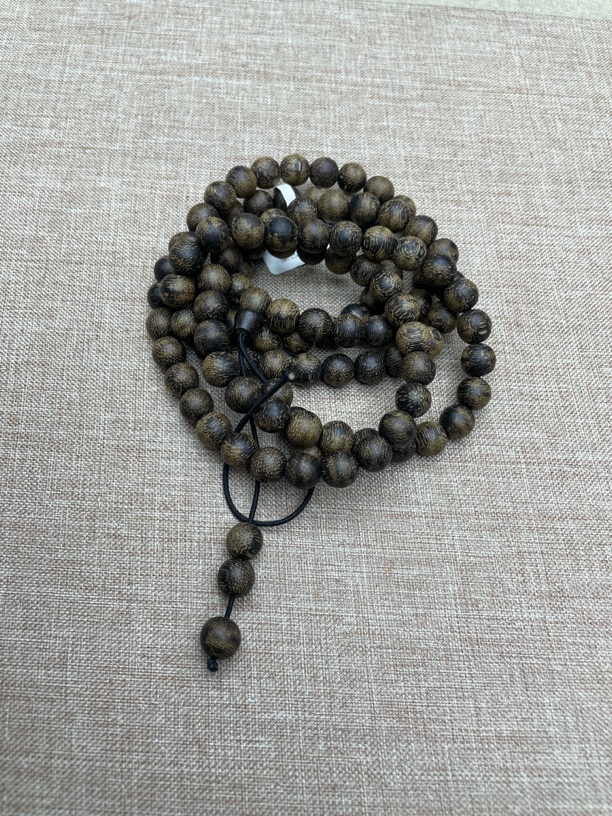 高盛沉香木串（) 316