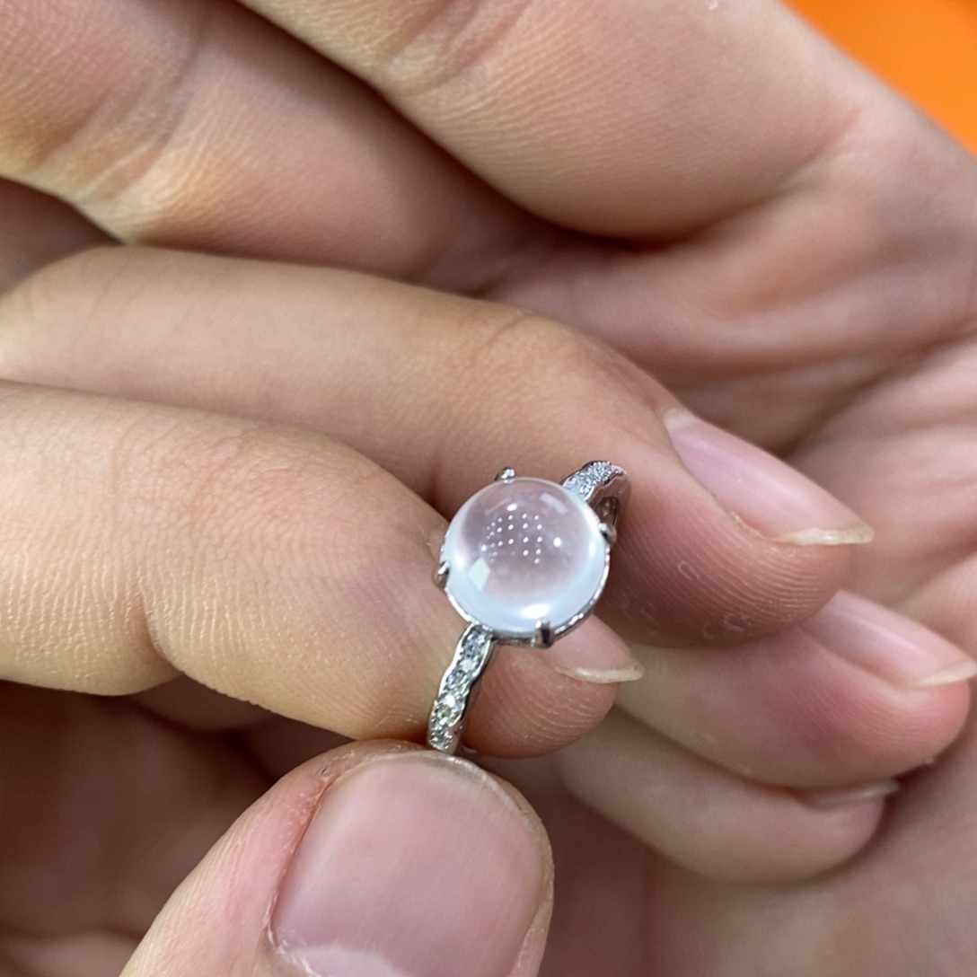 石英质玉戒指合金