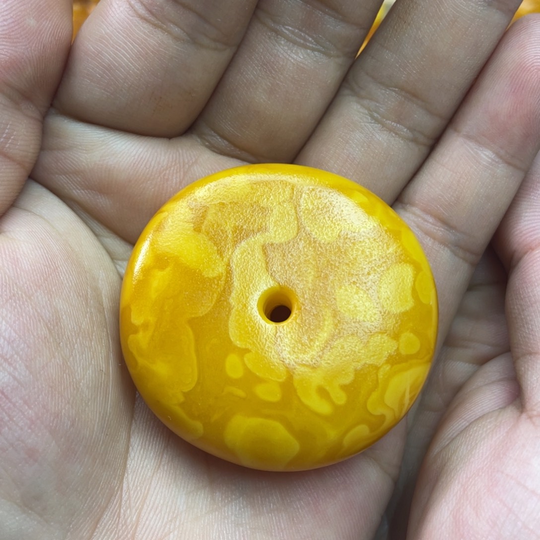 蜜蜡未镶嵌吊坠(不含链)