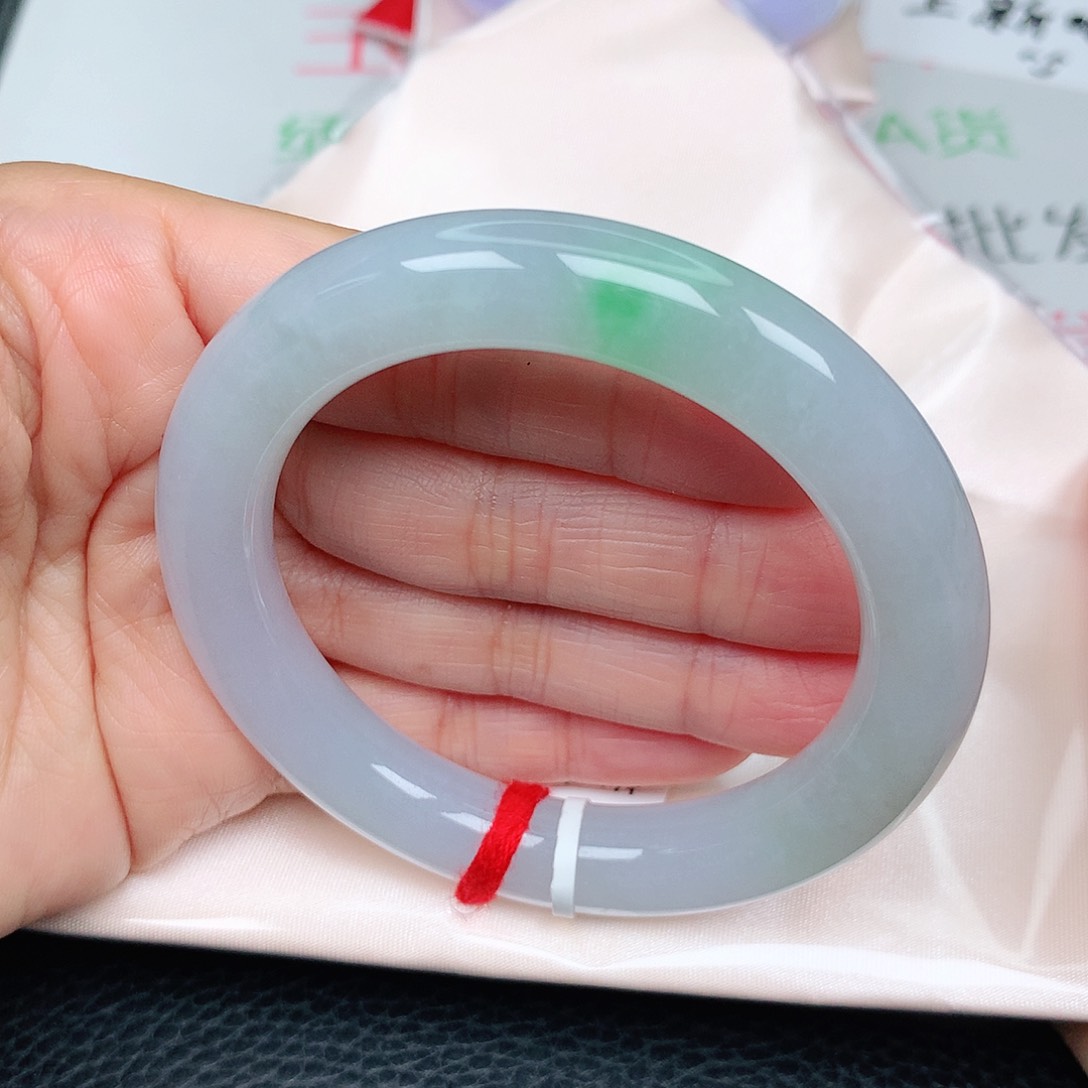 未镶嵌手镯（圆镯）翡翠飘阳绿新品23