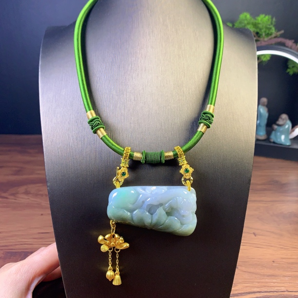 纯天然缅甸翡翠A货貔貅吊坠项链新中式国风原创特色设计款送链子
