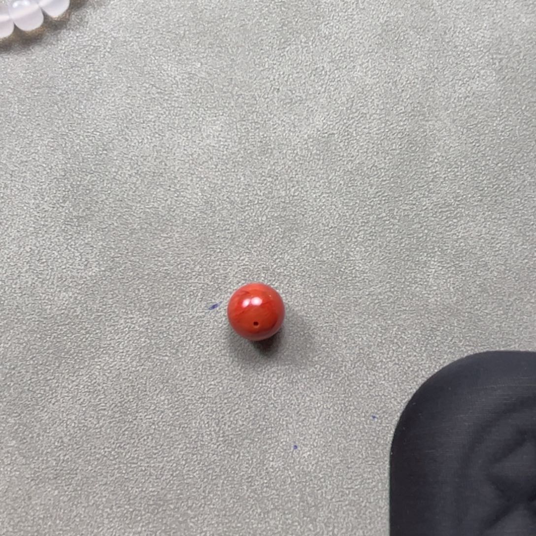 未镶嵌圆珠南红玛瑙隔**王