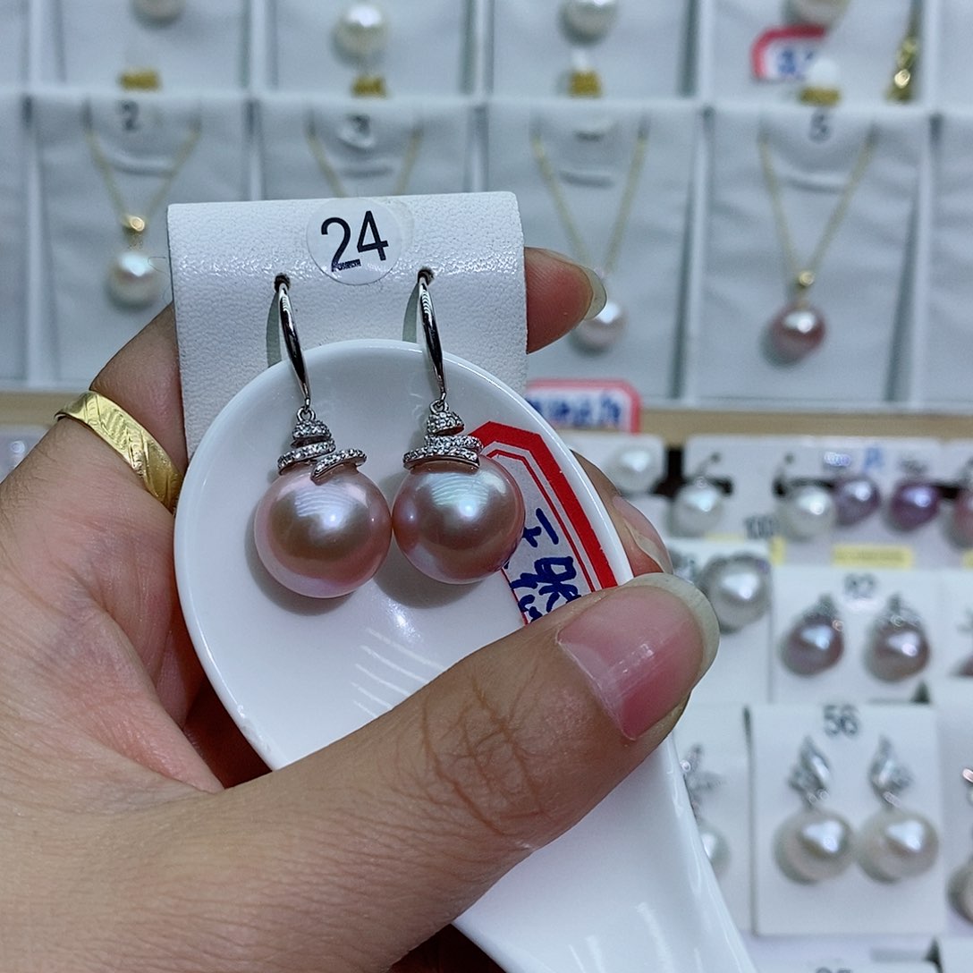 淡水珍珠银S925镶嵌吊坠(赠链)万