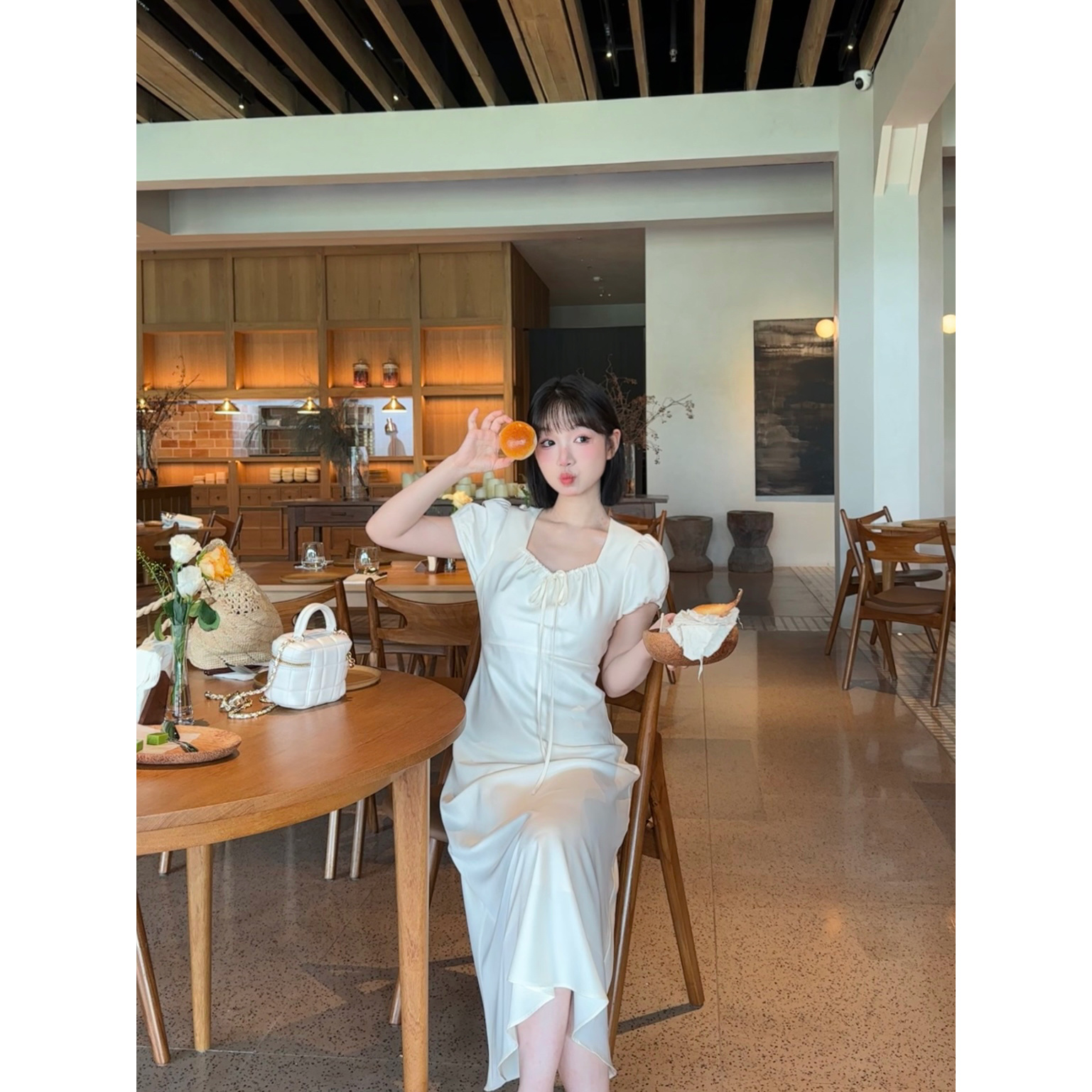 H瞌睡兔定制【清苍茉莉冰沙】显瘦白色时尚设计感连衣裙243570