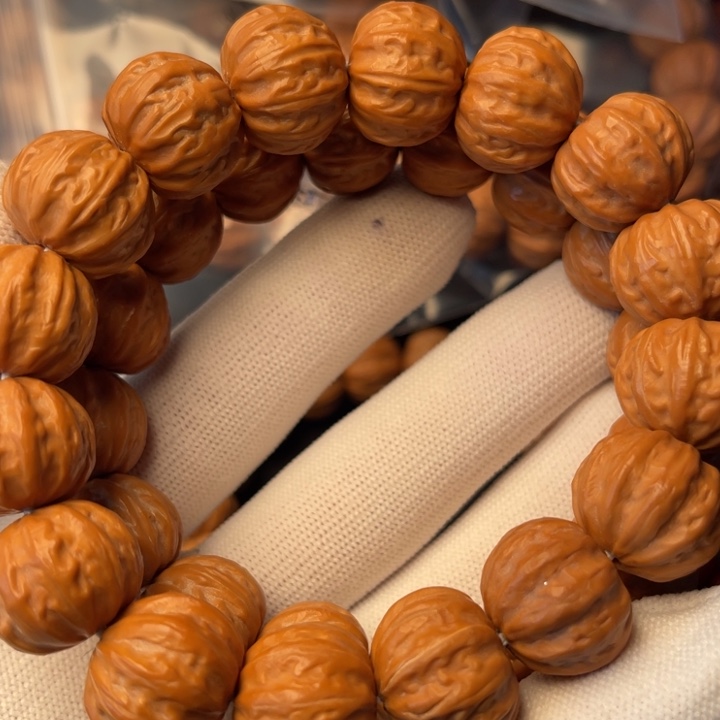 沧****猴头核桃手串京八棱