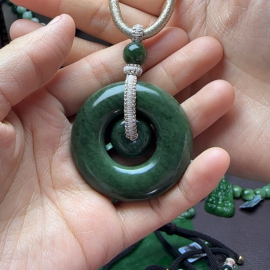 和田玉（碧玉）吊坠未镶嵌