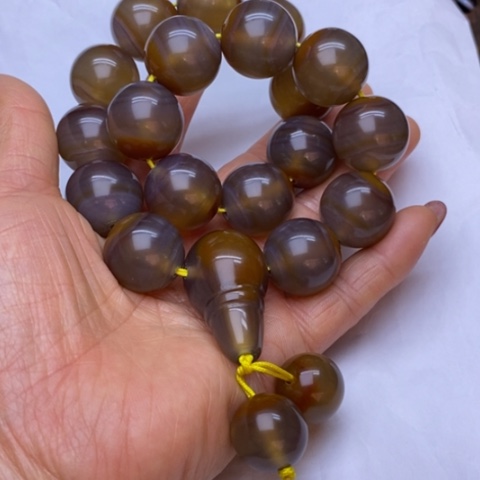 玛瑙/玉髓手链未镶嵌?