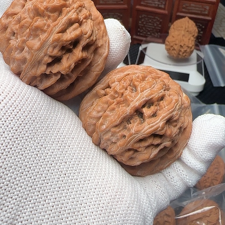 文玩核桃吊坠全品山地楼45➕