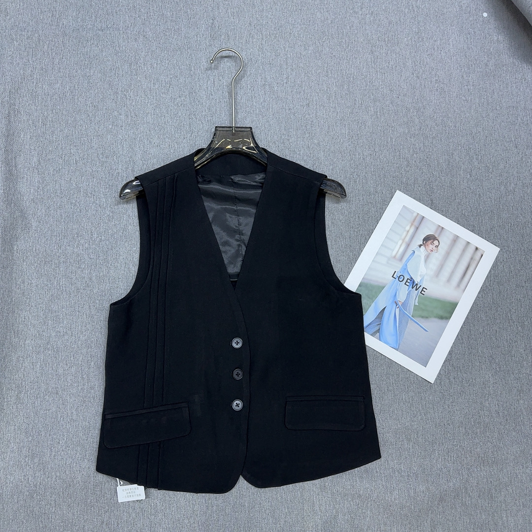 781秋款西服料马甲