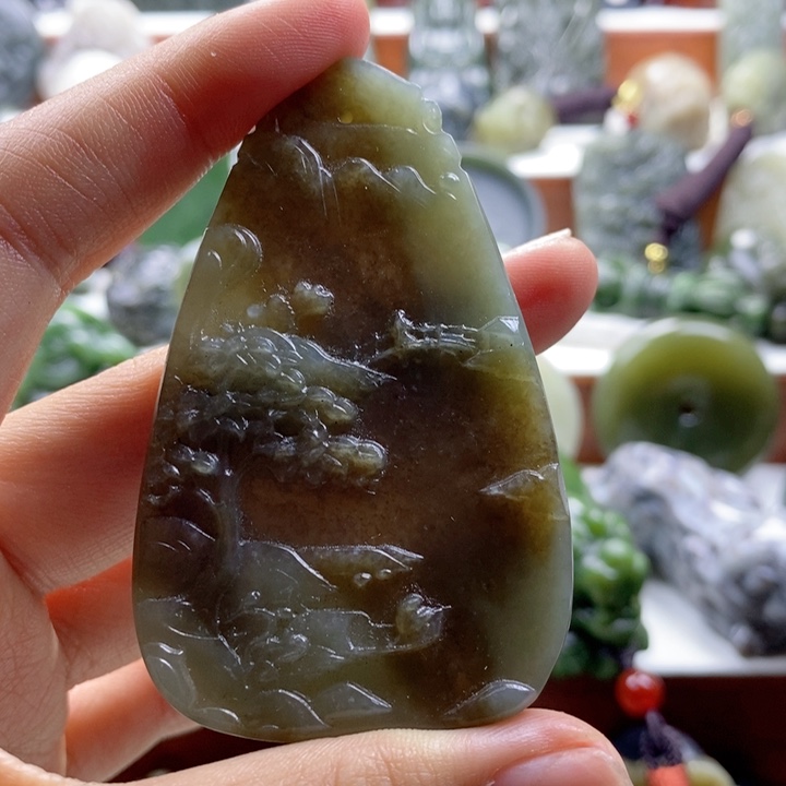 和田玉颈饰未镶嵌