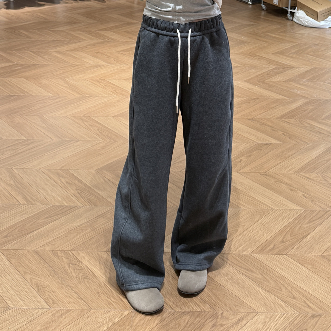 MC厚绒松紧腰弯刀休闲裤