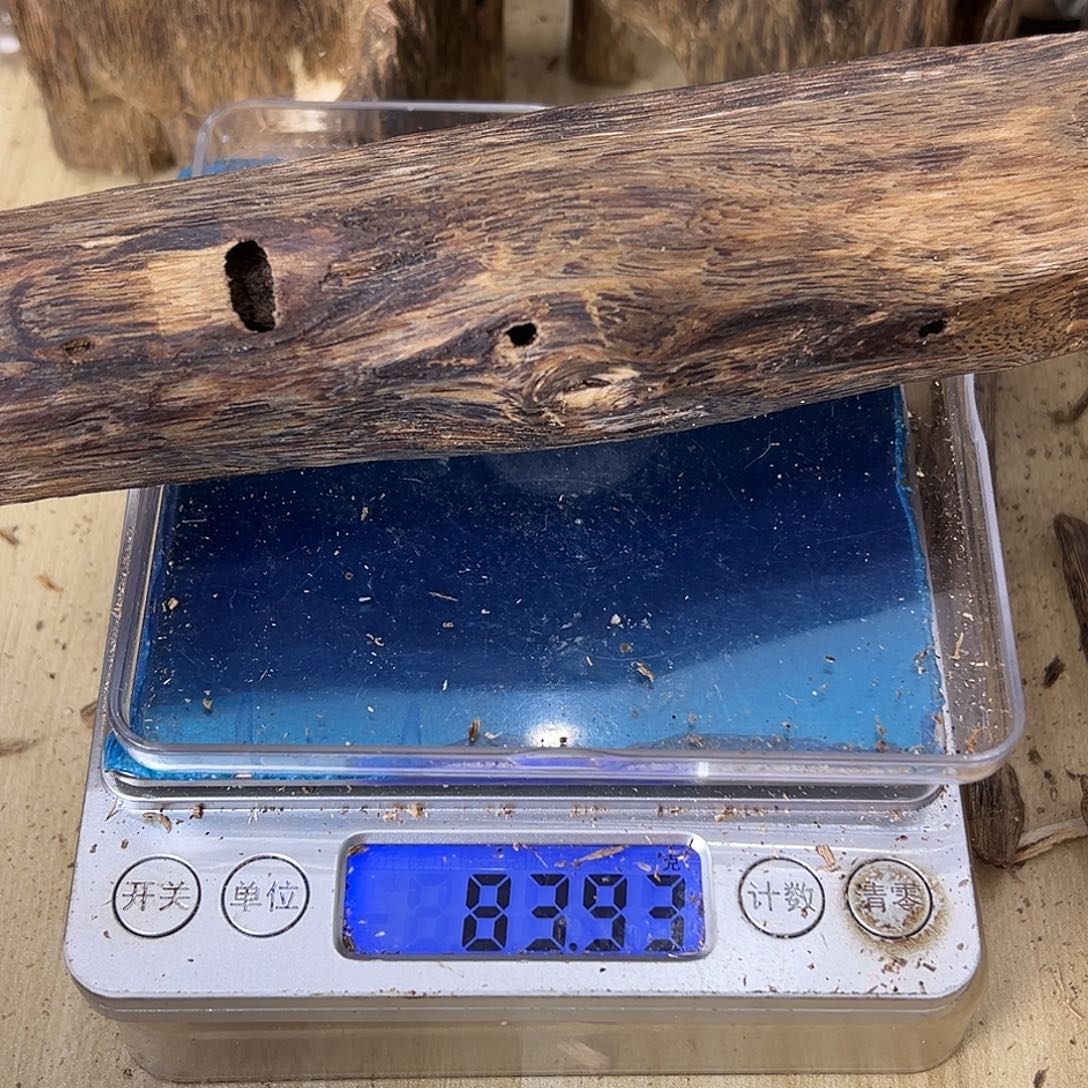 香料绿奇楠虫漏白棋天然虫83克