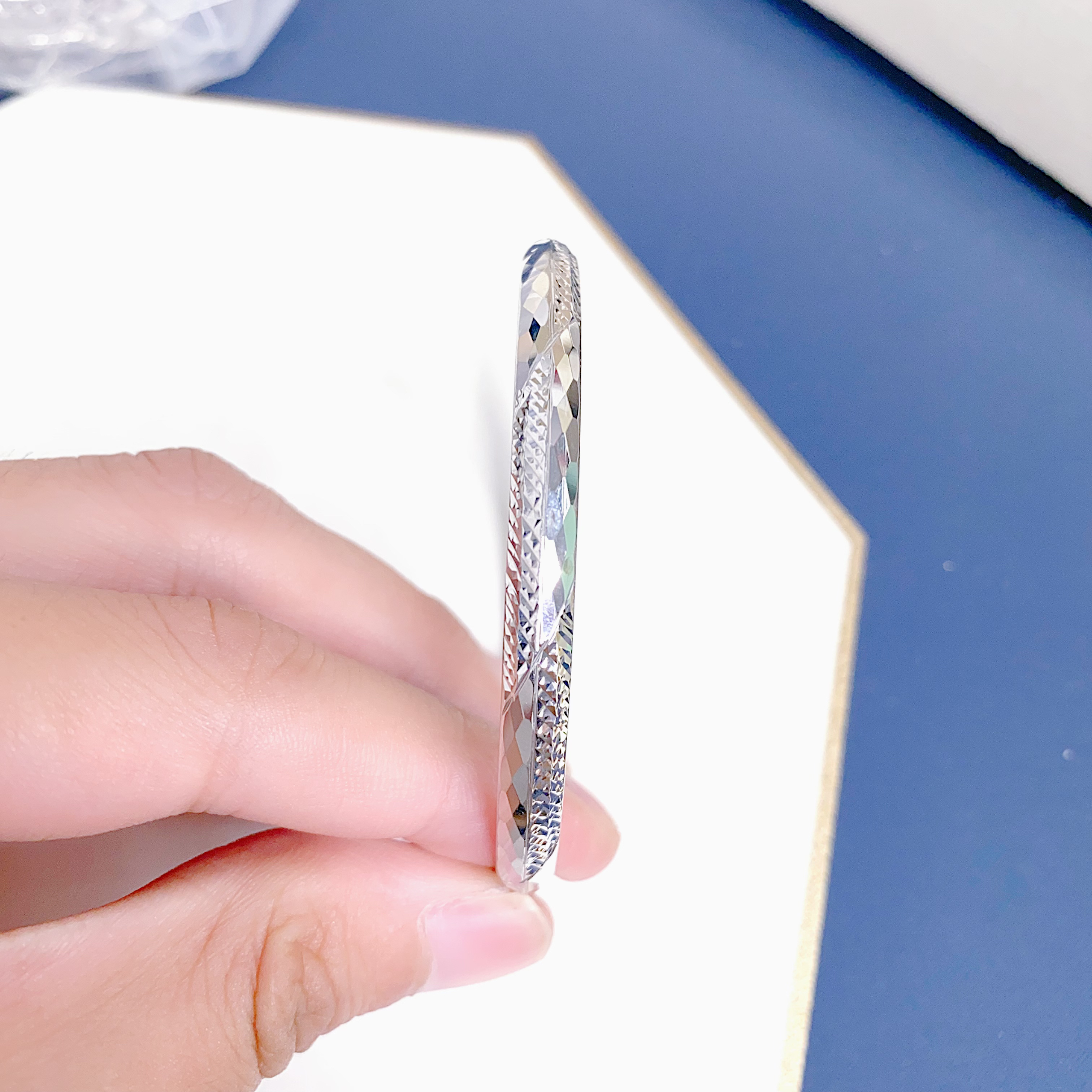 铂金PT950泥鳅车花手镯时尚简约个性款气质百搭百搭