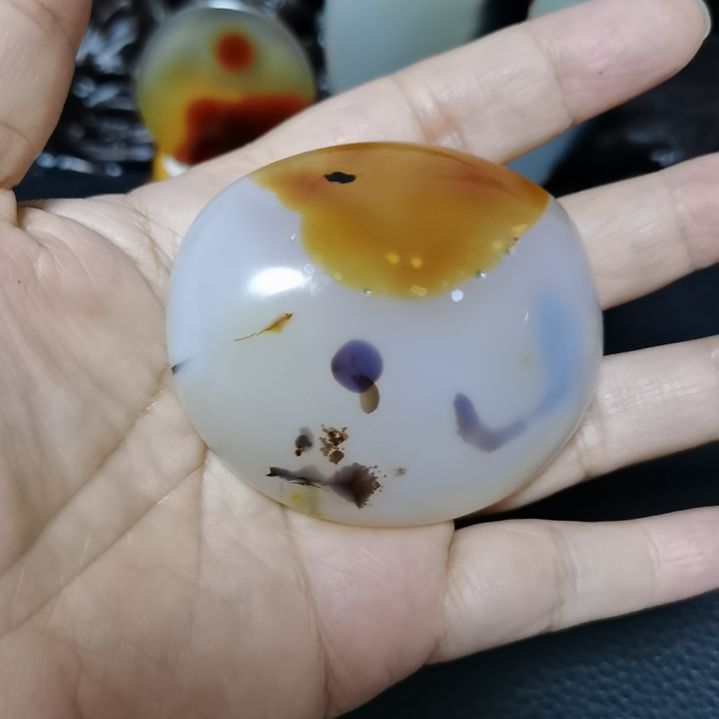 玉髓珠宝奇石未镶嵌