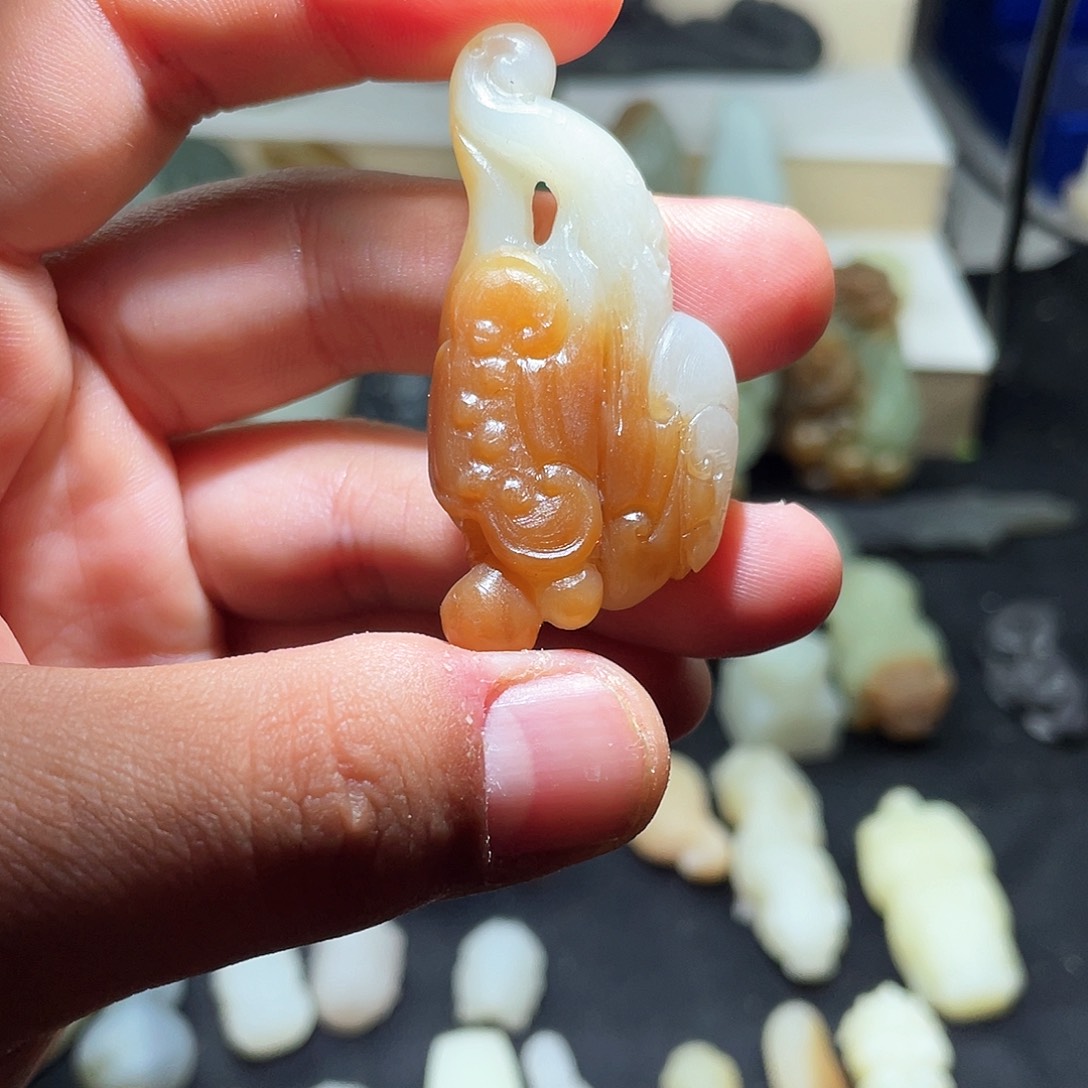 颈饰未镶嵌和田玉