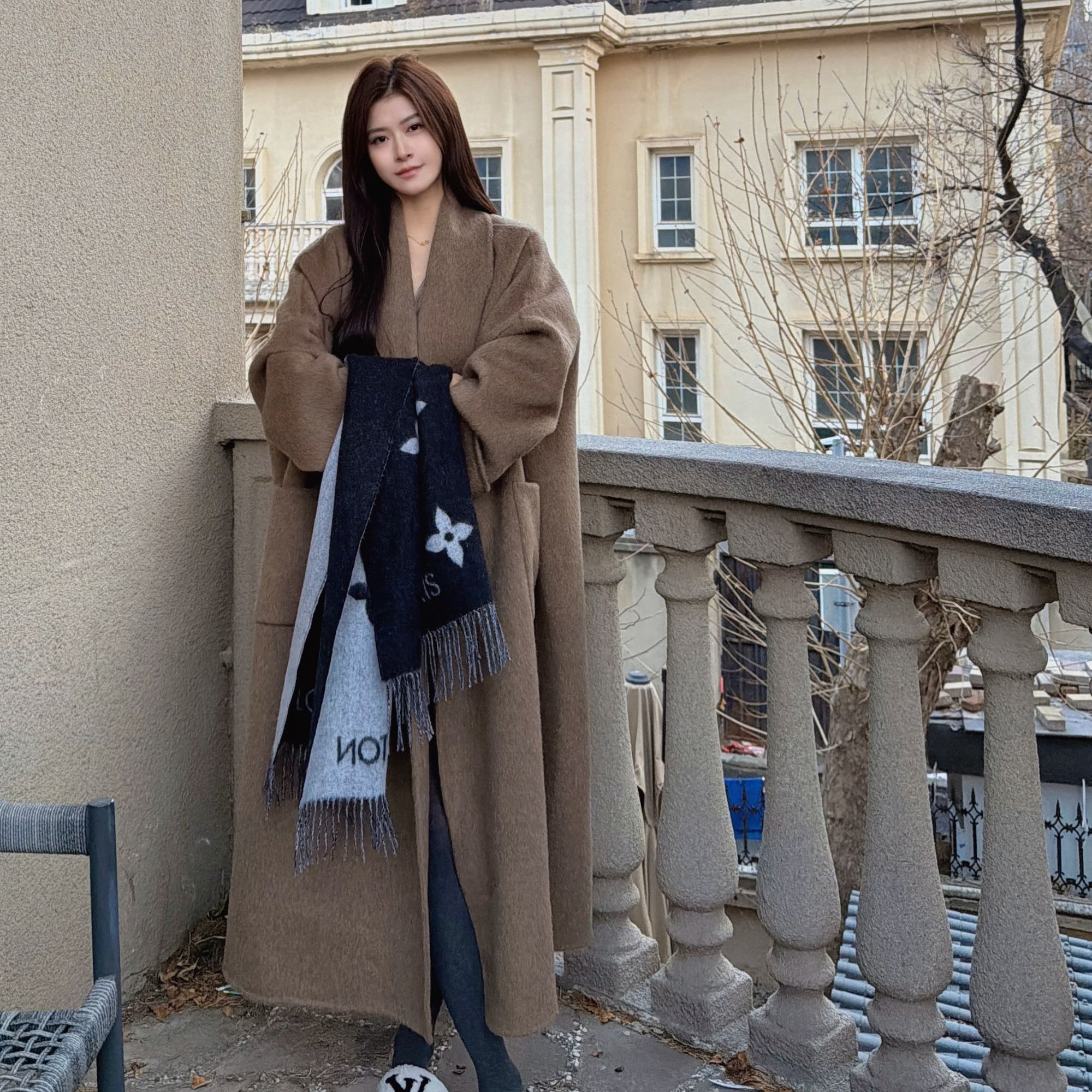 《云朵》系带浴袍款时尚气质秋冬白色斗篷大衣