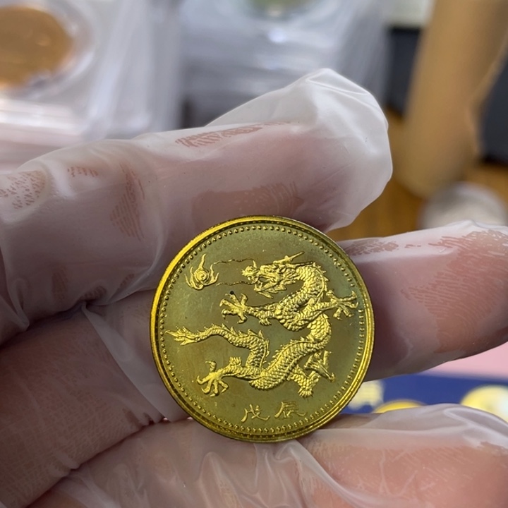 其他普通金属88年生肖龙。微氧化 26mm