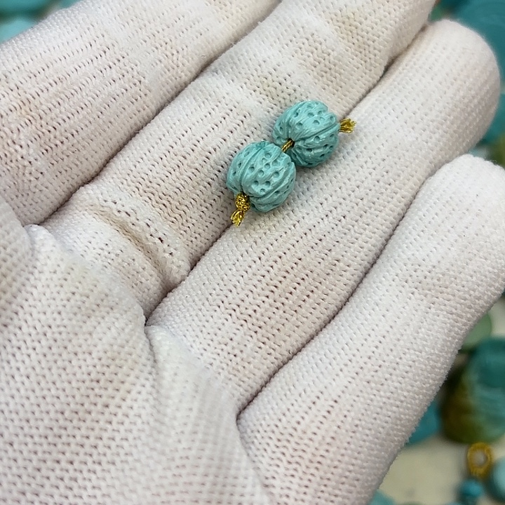 绿松石未镶嵌挂件