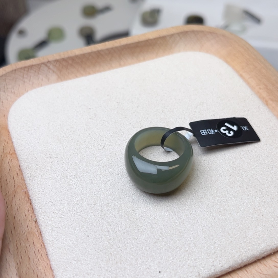 和田玉戒指未镶嵌