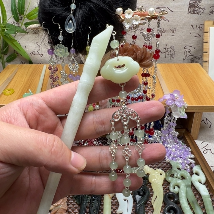 合金蛇纹石玉发饰