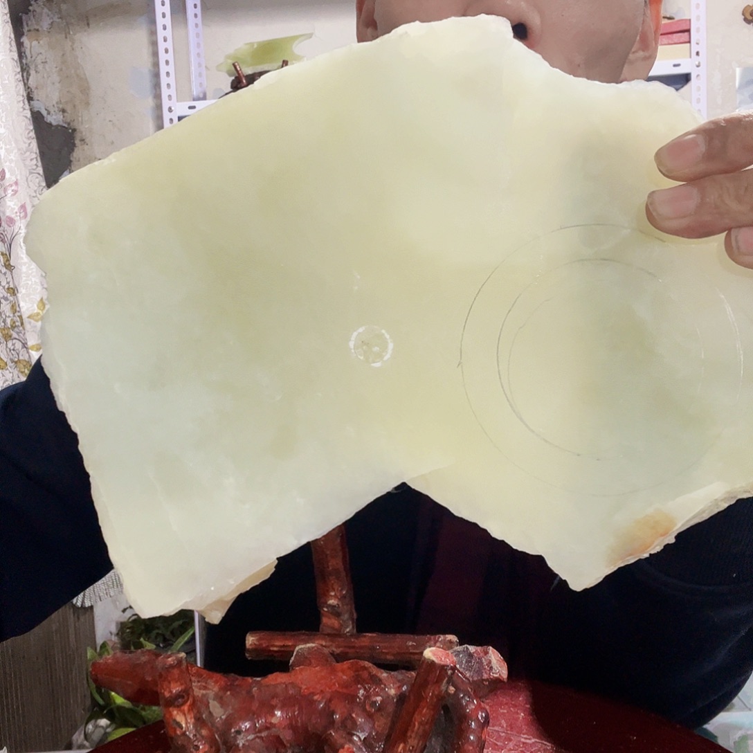 万***亮蛇纹石玉未镶嵌岫玉