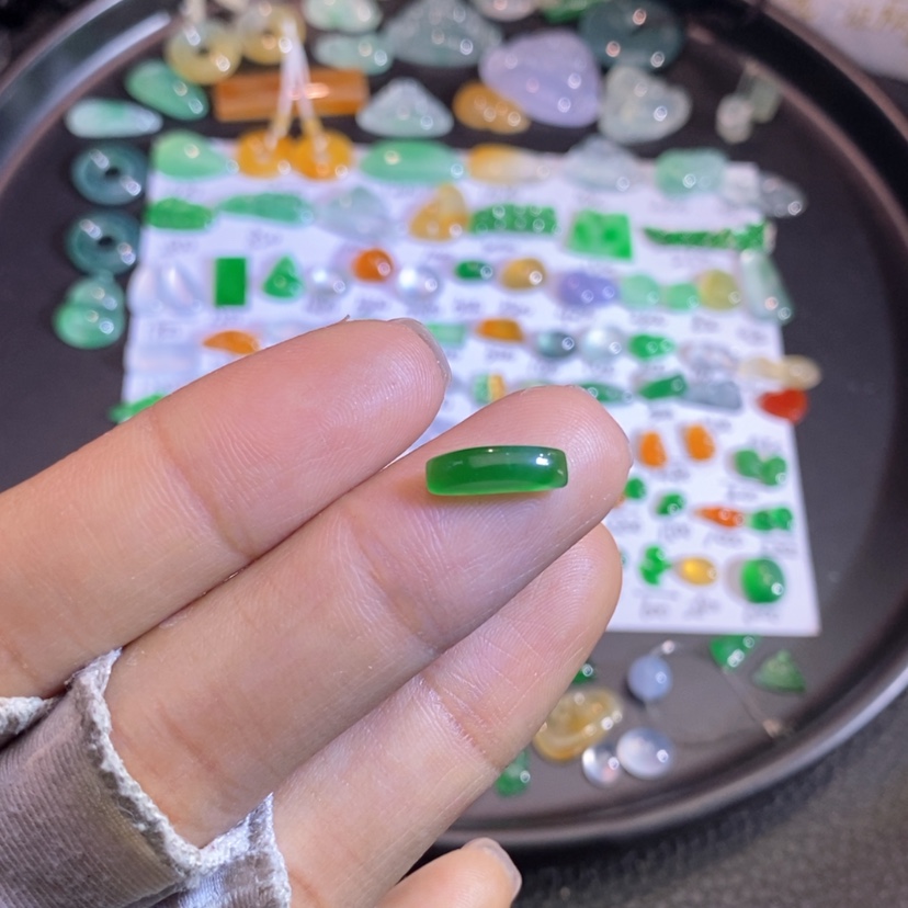 【闪购商品】翡翠未镶嵌挂件马鞍