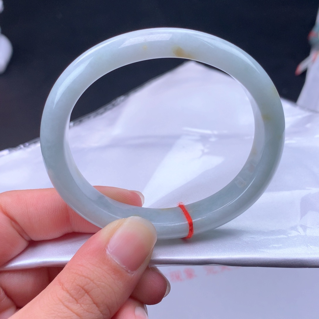 翡翠手镯（贵妃镯）未镶嵌3号54.8贵妃