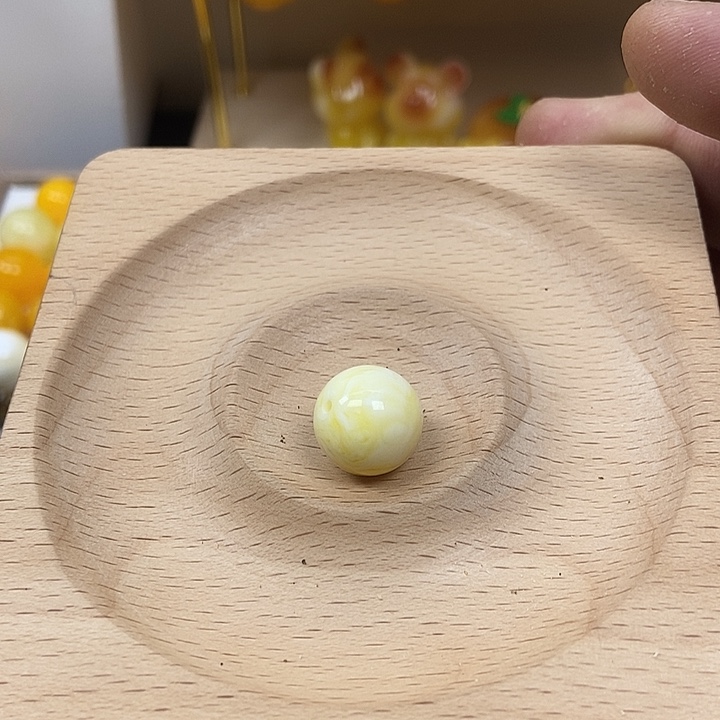 烨***哥琥珀未镶嵌裸石珠子