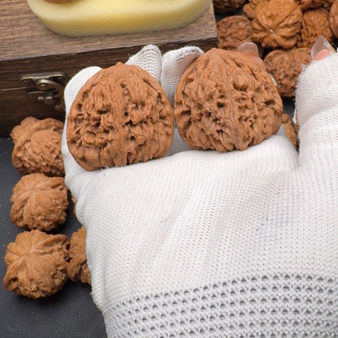 文玩核桃吊坠40南疆4769