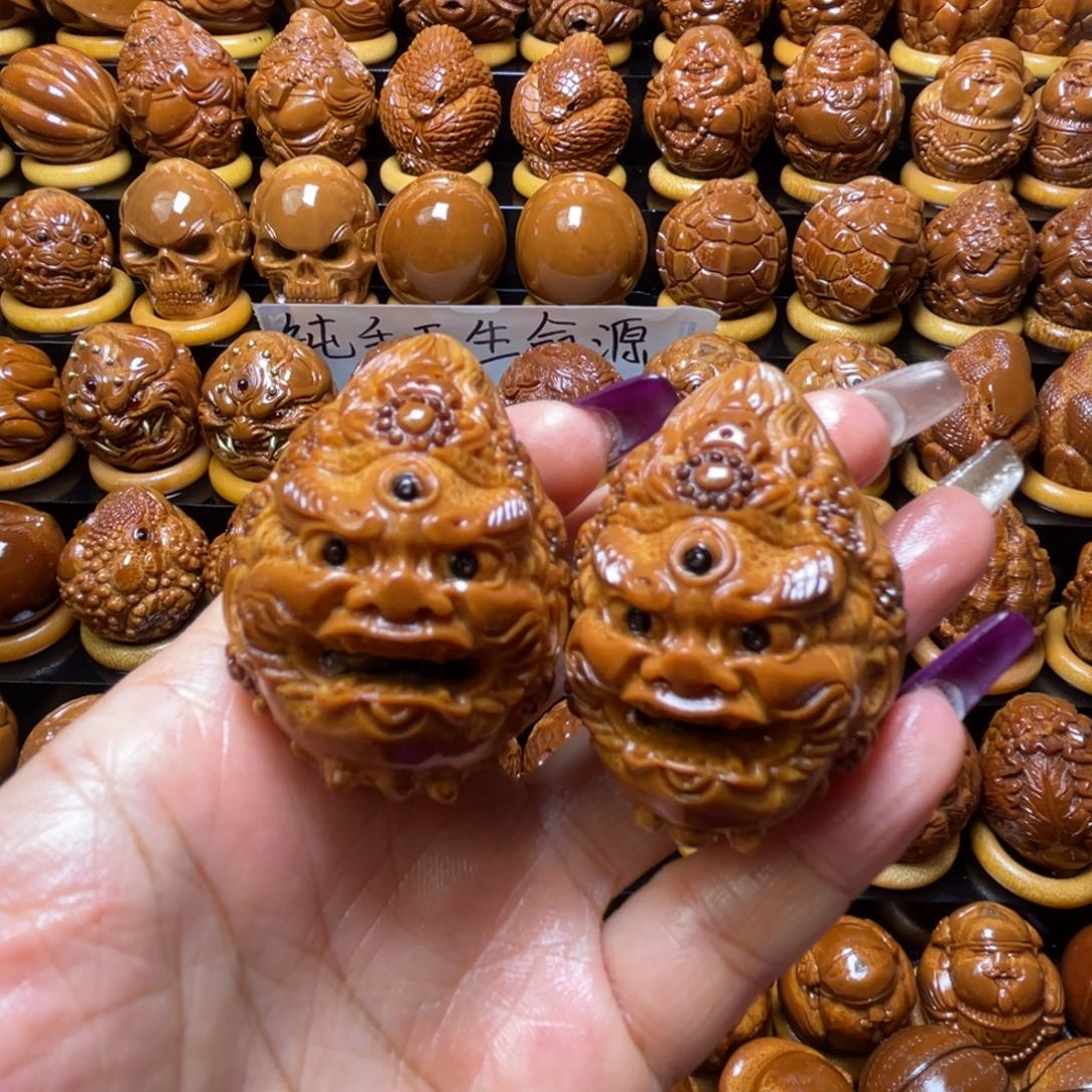 把件橄榄核橄榄球