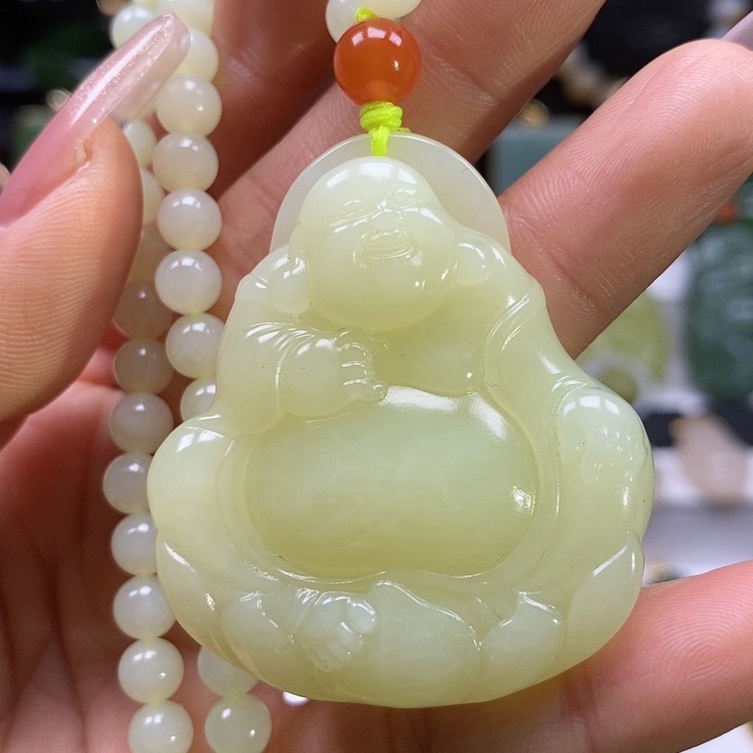 和田玉颈饰未镶嵌